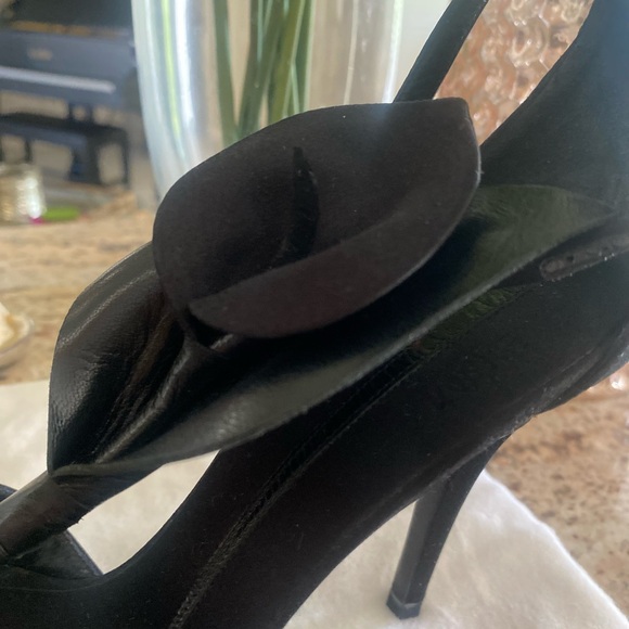 Elman Venezia Black Satin Orchid Evening Stiletto - Picture 9 of 14